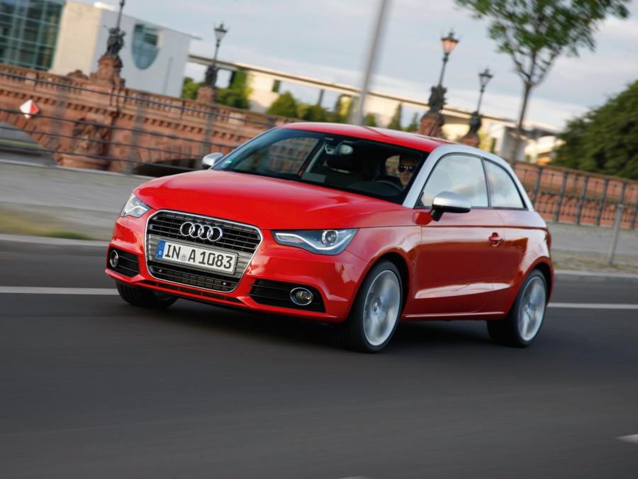  Audi A1 TFSI 2010 года  (фото 12 из 29)